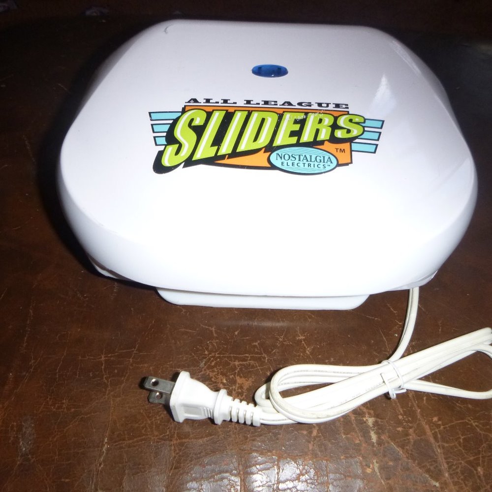 Nostalgia Electrics All League Sliders - Open Box